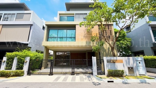 บ้านเดี่ยว 3 ชั้น หลังกลาง หน้าบ้านไม่ชนใคร Grand Bangkok Boulevard ราชพฤกษ์-พระราม 5