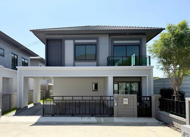 LV53566 ให้เช่า BRITANIA บางนา-ศรีวารี บ้านดีไซน์ใหม่ รองรับ Universal Design ตรงข้าม King Power