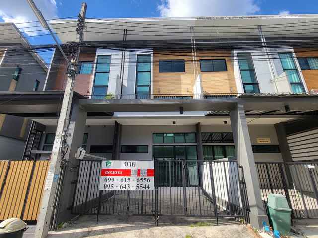 ขาย อีโค สเปซ 2  Eco Space 2 ทาวน์โฮม 3 ชั้น บนถนนประเสริฐมนูกิจ พื้นที่ 21ตรวา. พทชส 175 ตรม. 3 นอน 3 น้ำ บ้านไม่เคยอยู่ ขาย 4400000
