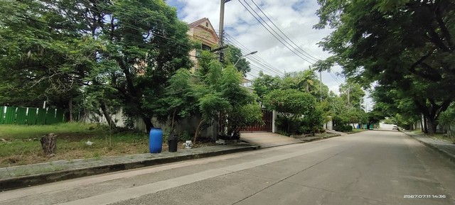 ขายที่ดินเปล่า หมู่บ้าน วินด์มิลล์ พาร์ค บางนา-ตราด กม.9  ขนาด 150 ตารางวา  ใกล้เมกาบางนา