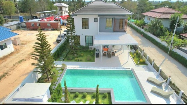 ขายบ้านพลูวิลล่าพัทยา ห้วยใหญ่ ซอย k9 แยกกำนัน บางละมุง ชลบุรี FP-H01624