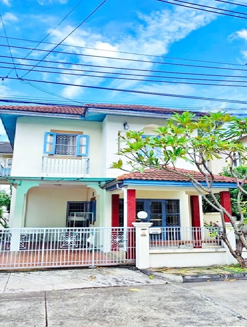 พร้อมเฟอร์ฯ 3นอน สุคนธสวัสดิ์28-36 เดอะวอล์ค เกษตรนวมินทร์ 450ม. บ้าน 2 ชั้น 40ตร.วา.150ตร.ม2 น้ำ รพ.นวเวช 3.1 กม.