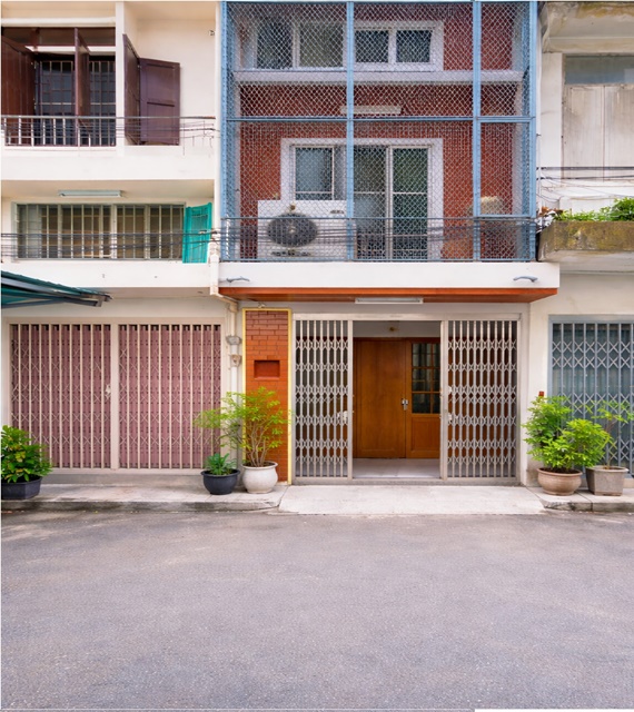 ใกล้ BTSราชเทวี650 ม. ARLพญาไท 800ม. ให้เช่า อาคารพาณิชย์ 3 ชั้น 3แอร์  3นอน 2น้ำ  ถนนเพชรบุรี1-7   ขนาด 14 ตร.ว. แพลทินัม 1.6 กม.