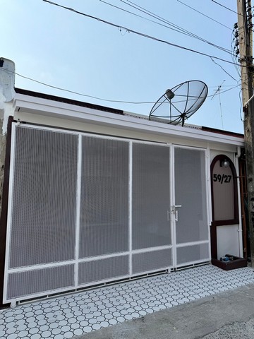 ขายบ้านชลบุรี ทาวน์โฮมชั้นเดียวติดตลาดไฟฟ้า เสม็ด แยกคีรี 2 ห้องนอน 1 ห้องน้ำ  19.4 ตร.ว.