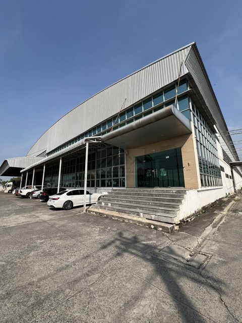 ให้เช่าโรงงานเฟอร์นิเจอร์ บนที่ดิน 12 ไร่ พื้นที่กว่า 13525 ตรม. อำเภอไทรน้อย นนทบุรี