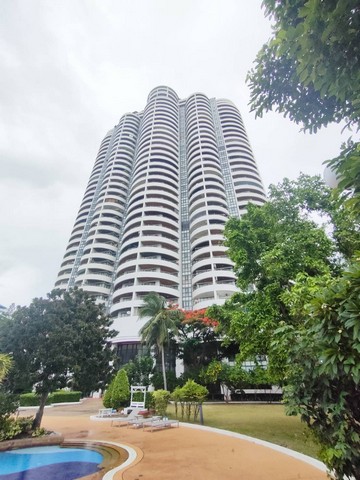 ขายด่วนคอนโดกฤษดาโกลเด้นคอนโดเทลคลิฟแอนด์พาร์ค 184.6ตร.ม. 3 นอน ชั้นMจาก33ชั้น ติดหาดส่วนตัวหาดบ้านอำเภอ