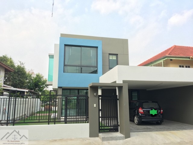 ขายบ้านเดี่ยวสไตล์โมเดิร์น 2 ชั้น 61 ตรว. หมู่บ้านมณียา ถนนประดิษฐ์มนูธรรม ย่านเลียบด่วน หลังบ้าน วิวบึงน้ำ มุมพักผ่อนส่วนตัว บรรยากาศริมน้ำ