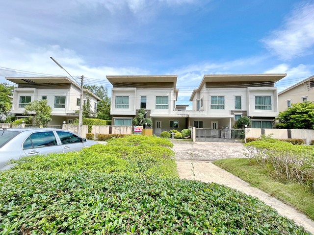 บ้านให้เช่า – คาซ่าแกรนด์ ศรีราชา (Casa Grand Sriracha) ใกล้เจพาร์ค ดองกิ สวนเสือศรีราชา และมอเตอร์เวย์สาย 7