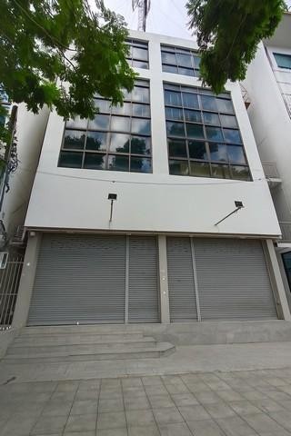 รหัสC6936 ให้เช่าอาคารพาณิชย์  4.5ชั้น 2คูหา ริมถนนพระราม 3-นราธิวาส เหมาะกับหลายธุรกิจ