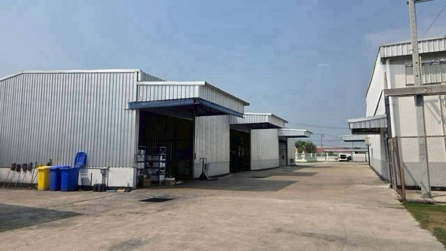 ขายโรงงานบ้านบึงชลบุรี ขายที่ดินพร้อมสิ่งปลูกสร้าง ที่ดินขนาด 11-2-52ไร่  พื้นที่สีเหลือง มีใบอนุญาตประกอบกิจการ รง.4