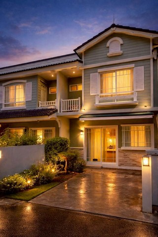 ทาวน์โฮม 2 ชั้น สไตล์ Modern Vintage เฟอร์นิเจอร์ครบ สันทราย