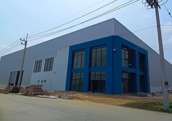 ให้เช่าโกดังสร้างใหม่ ต.คลองมะเดื่อ อ.กระทุ่มแบน 1 ไร่ 2137 ตร.ม. ไฟฟ้า 3 เฟส พร้อมใช้งาน