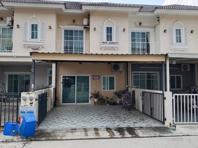 ขายทาวน์โฮม ดีญ่า ทาวน์ ลำลูกกา-คลอง 5 ลำลูกกา ปทุมธานี