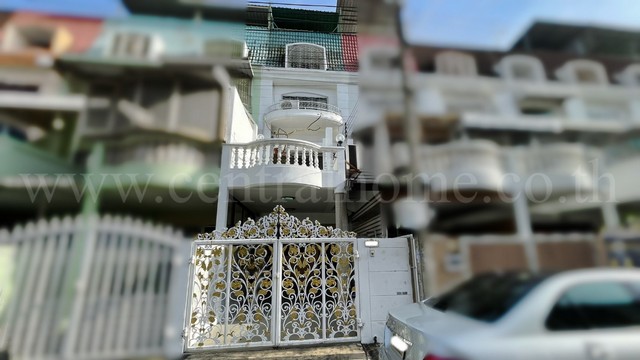 ลดราคา ทาวน์เฮ้าส์ อัศวินการ์เด้น จรัญสนิทวงศ์ 45 ใกล้ MRT บางขุนนนท์