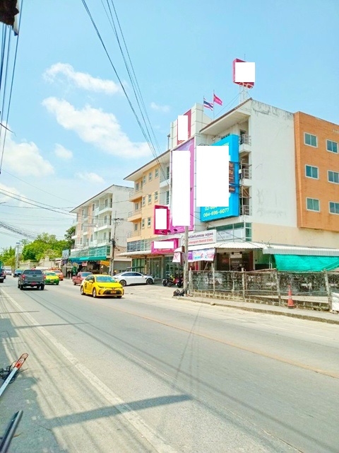 ราชพฤกษ์-สวนผัก 4 น้ำ 22ตร.วา. 370ตร.ม ใกล้รร.วัดตลิ่งชัน 1.6 กม. บรมราชชนนี เซนทรัลเวสวิวล์ 1.3กม. อาคาร4.5 ชั้น 4 นอน