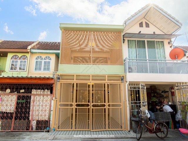 ขายทาวน์เฮ้าส์ 2 ชั้น 15.5 ตร.วา ลาดพร้าว 63 รีโนเวทใหม่ทั้งหลัง ใกล้รถไฟฟ้า โชคชัย 4 และ ลาดพร้าว 71