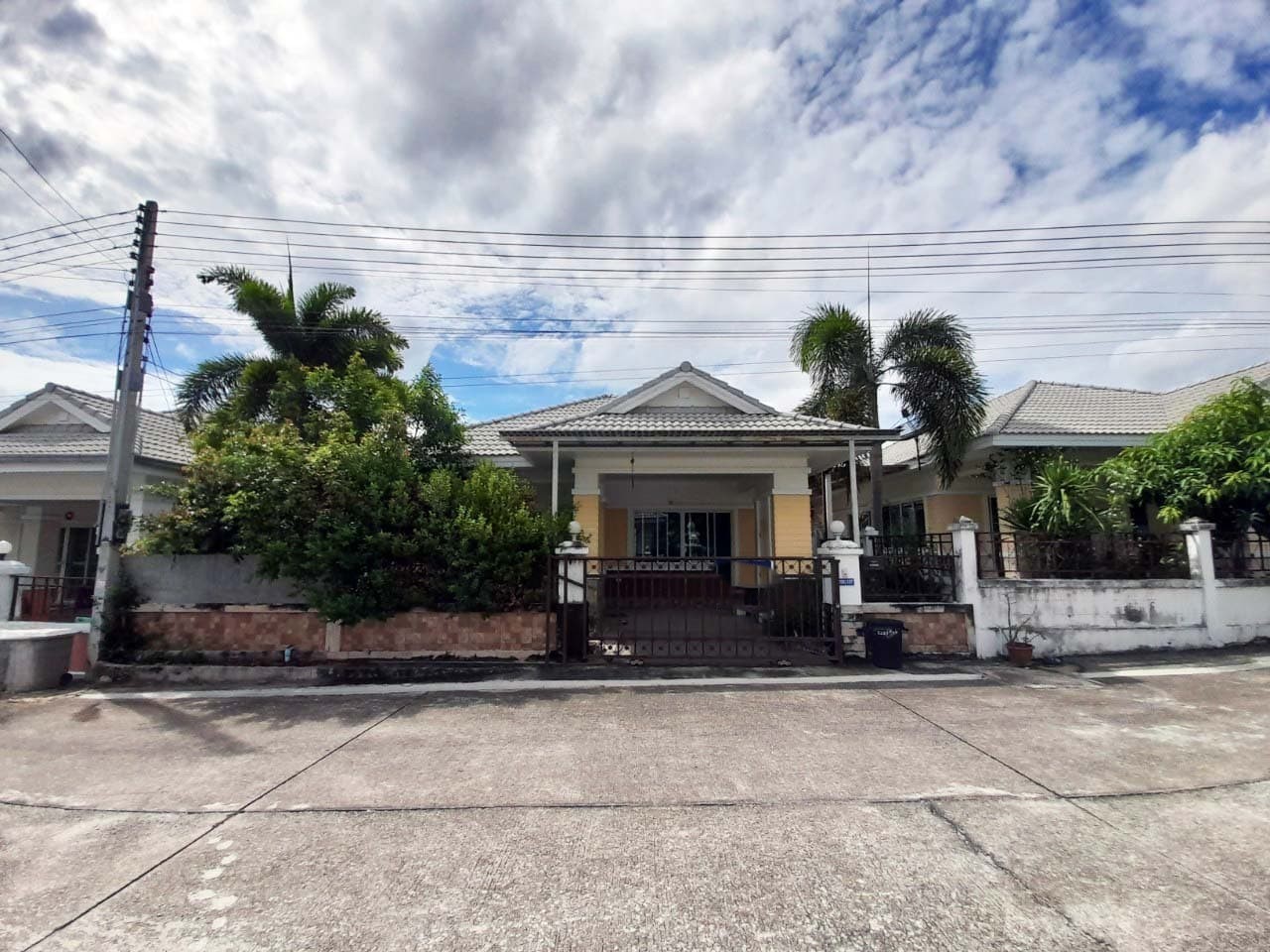 ขาย บ้านเดี่ยว อิสตินี่ พาร์ค 5 สัตหีบ อำเภอ สัตหีบ จังหวัด ชลบุรี