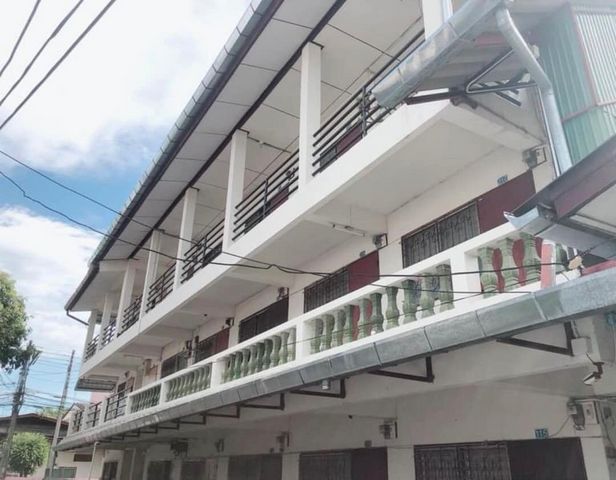 โซนวัวลาย ขาย 10 ล้าน หอพัก 3 ชั้น 58 ตรว. 18 ห้อง #ผู้เช่าเต็มทุกเดือน #ใกล้ถนนวัวลาย #มีใบอนุญาตประกอบการ