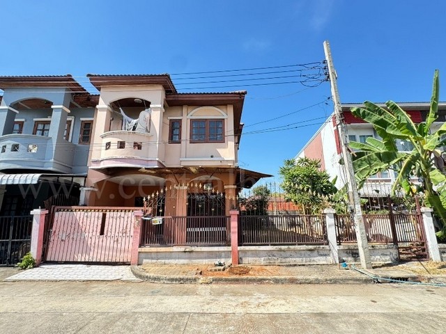 ทาวน์เฮ้าส์ ศิริวรรณ - ชวนชม บางบัวทอง หลังริม ใกล้ MRT สถานีคลองบางไผ่