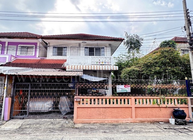 บ้านแฝด พระปิ่น 4 เพชรเกษม 81 - บางบอน 5 ทำเลดี ราคาถูก