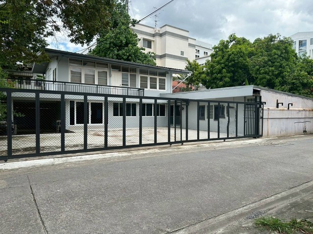 ปล่อยให้เช่า บ้านเดี่ยว 2ชั้น แหล่งธุรกิจ ย่าน เอกมัย ปรีดีย์พนมยงค์ พระโขนง