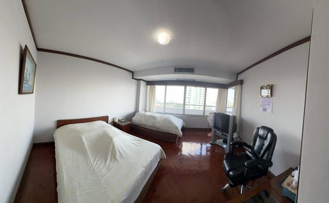 ขายคอนโด บางกอกริเวอร์มารีน่า ขนาด 251 ตรม. ทุกห้องมองเห็น วิวแม่น้ำเจ้าพระยา แบบพาโนรามา ติด MRT สายสีน้ำเงิน