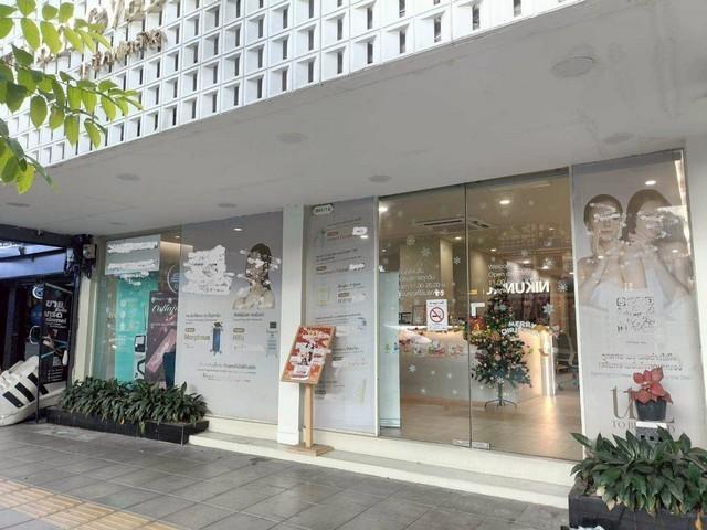 ขายอาคารพาณิชย์ 4 ชั้น 2 คูหา ริมถนนสุขุมวิท67 รีโนเวทใหม่ ย่านพระโขนง ห่าง BTS พระโขนง 100 เมตร