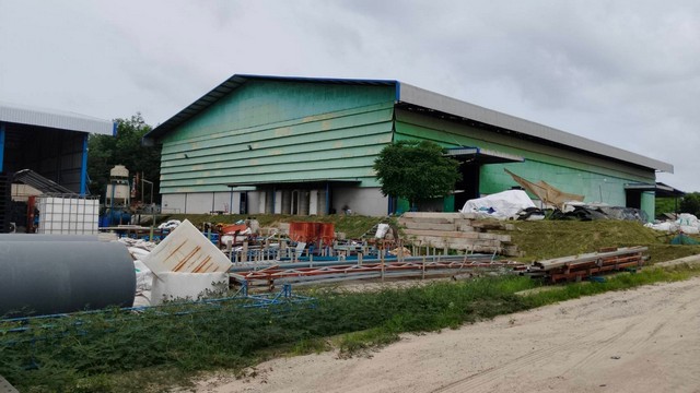 ขายโรงงานนิคมพัฒนาระยอง ที่ดิน 24-1-10 ไร่  ผังสีม่วงลาย  พร้อมใบอนุญาต รง.4 จัดการของเสีย/รีไซเคิล