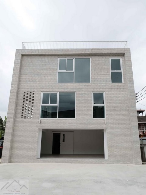 ให้เช่าอาคารสำนักงาน 4 ชั้น 600 ตร.ม. ซอยนาคนิวาส 15 ลาดพร้าว 71 เลียบด่วน ทำเลศักยภาพ เข้าออกได้หลายเส้นทาง ใกล้เลียบด่วนรามอินทรา
