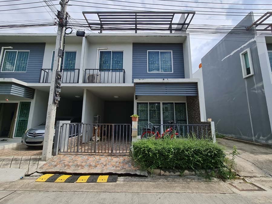 ขาย ทาวน์เฮ้าส์ เดอะ คัลเลอร์ พรีเมี่ยม อำเภอ บางพลี จังหวัด สมุทรปราการ