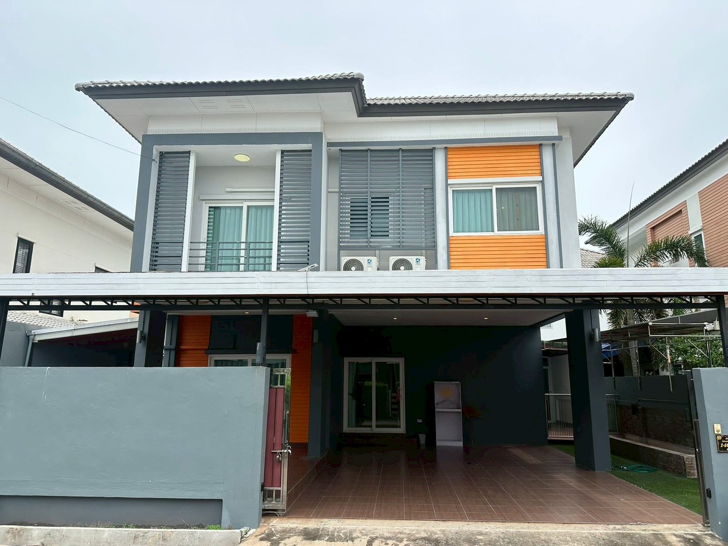 ให้เช่าบ้านโมเดิร์น 3 ห้องนอน – ซอยสยาม พัทยา | หมู่บ้านจัดสรรมีระบบรักษาความปลอดภัย