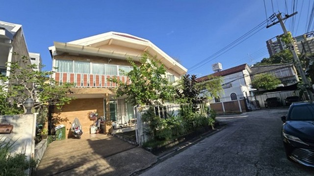 ทาวน์โฮม - 3Bedroom 17500000 - ไม่ไกลจาก พาต้า เซ็นทรัล ปิ่นเกล้า ด่วน บ้านเดี่ยวหลังมุม ใจกลางเมือง