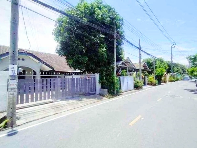 เซ็นทรัลเกตเกต 3 กม. MRT คลองบางไผ่ 3 กม. บ้านชั้นเดียวให้เช่า 3 นอน 2 น้ำ 24 ตร.ว. 95 ตร.ม. ถนนบางกรวย ไทรน้อย 100 ม. ถนนราชพฤกษ์ 3 กม.