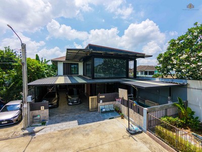 บ้านเดี่ยวหรู Private Living หลังมุม มัณฑนา ประชาอุทิศ 72 สำหรับครอบครัว