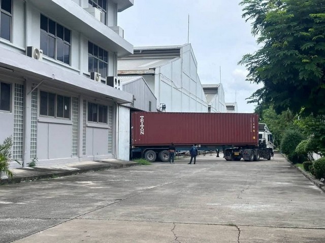 ให้เช่า  warehouse #โกดัง ติดรถไฟฟ้าสายสีเหลือง เทพารักษ์ สมุทรปราการ