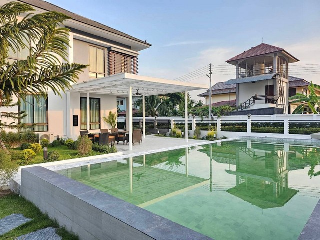 ขายพูลวิลล่า ห้วยใหญ่ 2 ชั้น ขายพร้อมเฟอร์นิเจอร์ เครื่องใช้ไฟฟ้า