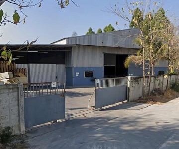 ให้เช่าโกดังหนองบอนแดงบ้านบึงชลบุรี ให้เช่าโกดังบ้านบึงขนาด 1800 ตารางเมตร มีรั้วรอบขอบชิดเป็นส่วนตัว