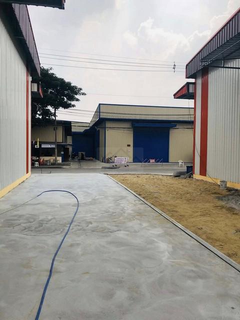 ให้เช่าโกดังสร้างใหม่ เนื้อที่ 3 ไร่ 560 ตร.ม. เขตวังทองหลาง ใกล้ BTS ลาดพร้าว 91