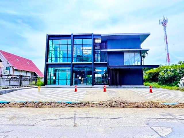 ศรีลาซาล 1.2กม. MRTศรีด่าน แม็คโคร ศรีนครินทร์ 1.49กม. ให้เช่าออฟฟิศขนาดใหญ่ 250 ตร.วา. 1000 ตร.ม. เซ็นทรัล บางนา 2.8 กม.