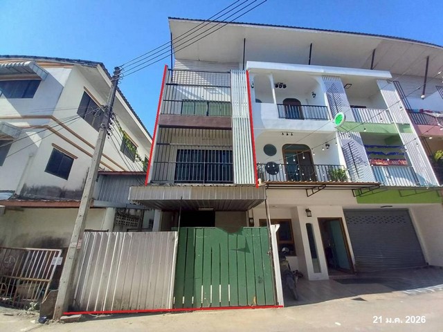 ขายอาคารพาณิชย์เชียงใหม่ 3 ชั้น อำเภอสันทราย ถนน เชียงใหม่-พร้าว