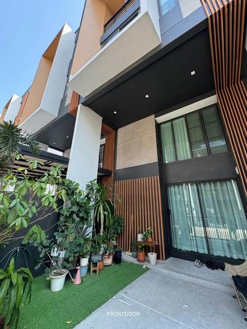 ให้เช่าทาวน์โฮม ชิเซน พัฒนาการ 32 Shizen Pattanakarn 32 ใกล้ทางด่วน ใกล้เอกมัย ทองหล่อ