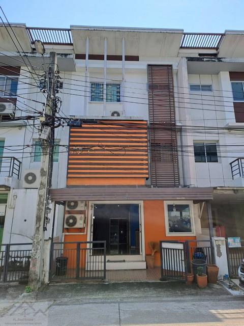 ขายทาวน์โฮม 3 ชั้น 19.7 ตร.ว. เนอวานา พาร์ค สุขุมวิท 77 ใกล้สวนหลวง ร.9