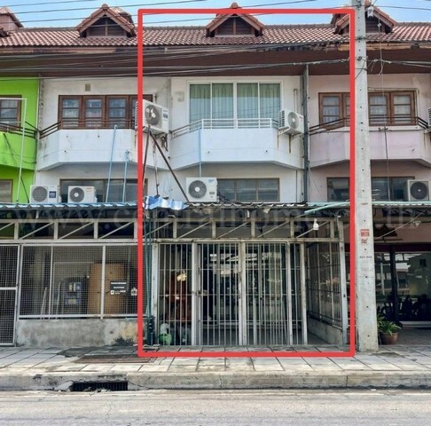 อาคารพาณิชย์ 2.5 ชั้น 19 ตรว. ติดถนน สามารถทำธุรกิจค้าขายได้ สวยงามพร้อมเข้าอยู่
