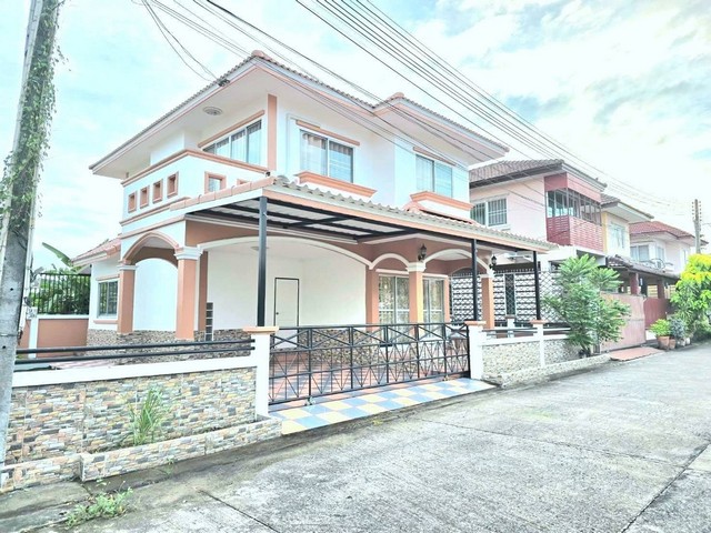 ขายให้เช่าผ่อนตรง บ้านศรีราชาชลบุรี หมู่บ้านเมืองประชา ไพรเวซี่ 3  บ้านเดี่ยว  2  ชั้น 50  ตรว.