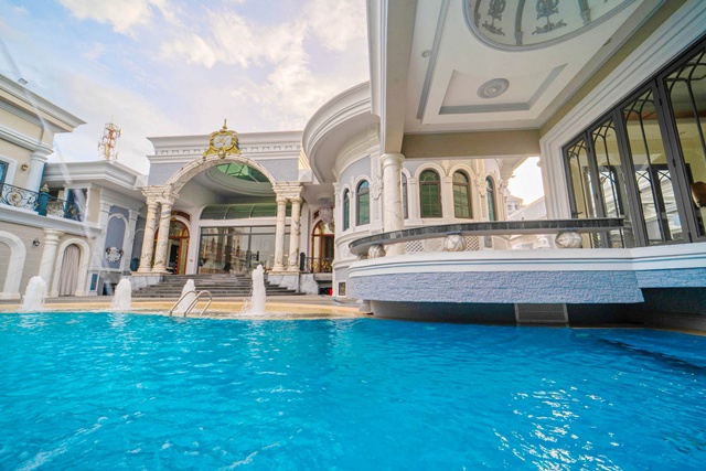 ขายคฤหาสน์หรู 3ชั้น รวมชั้นใต้ดินจอดรถ super car 20คัน 2ไร่ 72ตรว.14นาที จากเซนทรัลปิ่นเกล้า  เต็มพื้นที่ ถ.อักษะ พุทธมณฑลสาย3