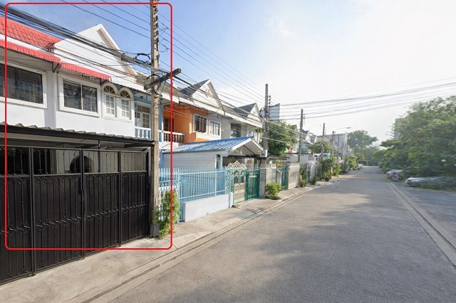 BTS ปุณณวิถี 2.84 กม. ทาวน์โฮม 2 ชั้น Seacon Square 1.2กม รถไฟฟ้าสายสีเหลือง สุขุมวิท101/1 พร้อมอยู่ 3 นอน รร.วชิรธรรมสาธิต 145 ตร.ม.