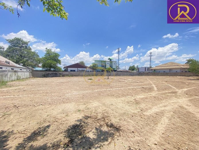 ที่ดินแบ่งขาย 200 ตร.ว. ชลบุรี พัทยา ซอยมาบสอง ค่ายมวย 17/1 ใกล้มอเตอร์เวย์ (หมายเลข 7) ต.หนองปรือ อ.บางละมุง จ.ชลบุรี