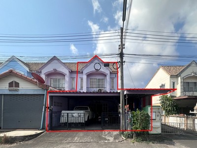 ทาวน์เฮาส์ ประภัสสร กรีนปาร์ค บ่อวิน หลังโรบินสัน บ่อวิน พื้นที่ 30 ตร.วา. หลังหัวมุม