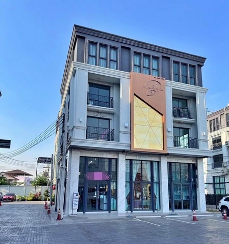 ให้เซ้งกิจการร้านเสริมสวยย่านอ่อนนุชศรีนครินทร์ โครงการThe Masterอ่อนนุช41 ใกล้BTSศรีนุช300 เมตร