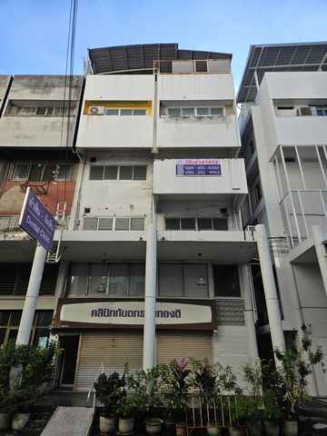 ให้เช่า อาคารพาณิชย์ สุขุมวิทพลัส 1 ถนนสุขุมวิท พระโขนง ขนาด 96 ตร.ม. ใกล้ BTS พระโขนง ราคาเช่า 100000 บาท ต่อเดือน